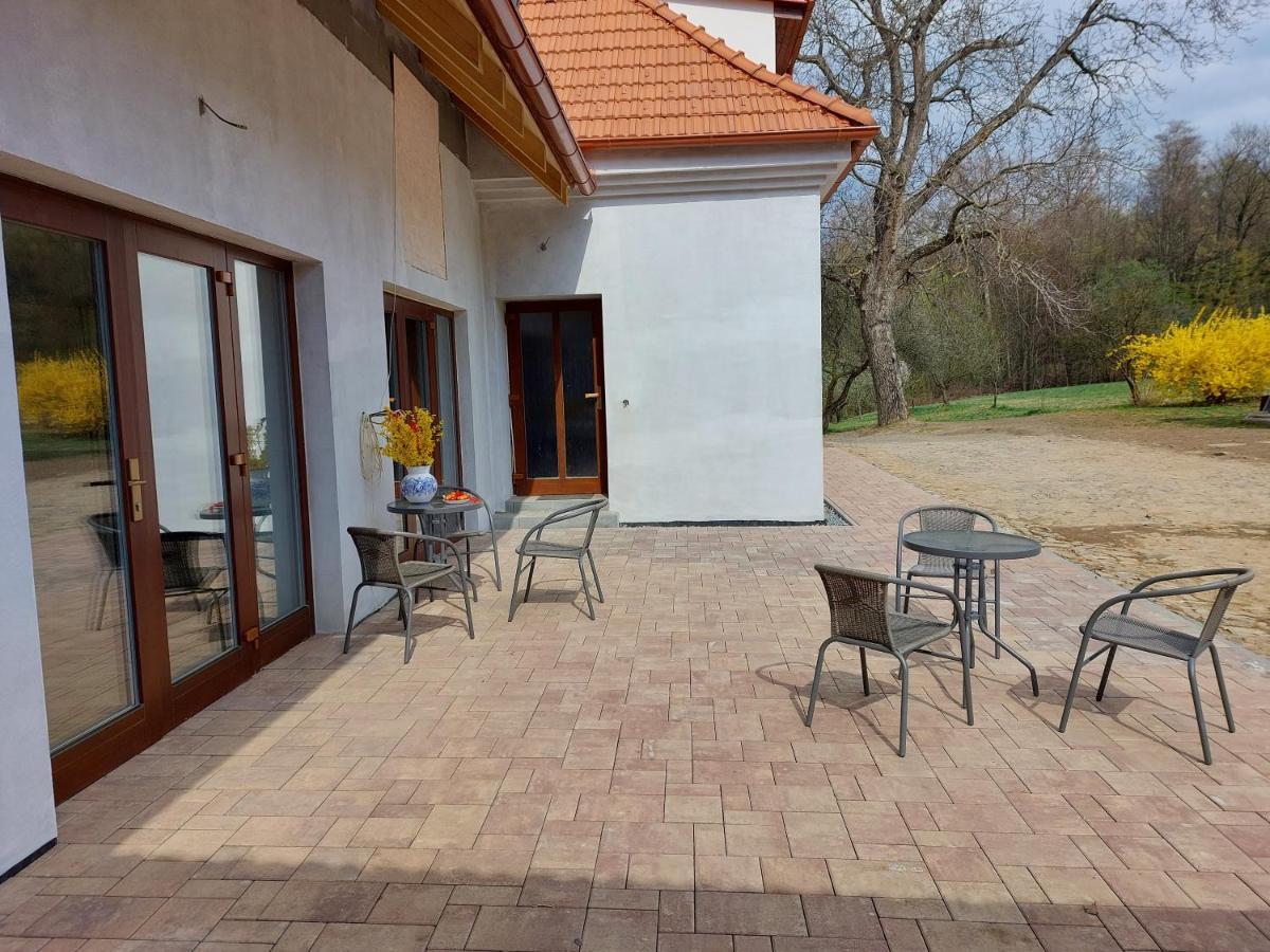 Ruzickuv Dvur Apartment Hranice  Exterior photo