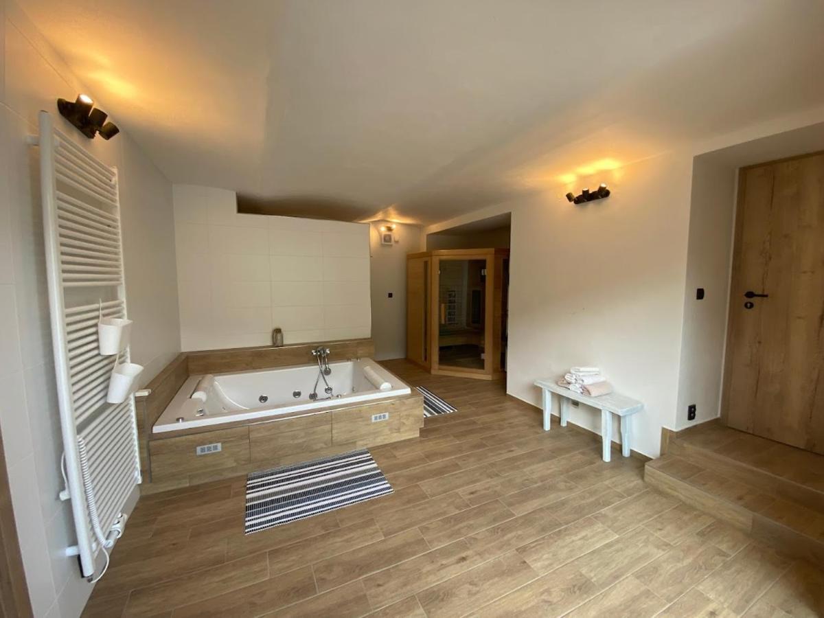 Ruzickuv Dvur Apartment Hranice  Exterior photo